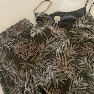 Tank & pant set, XL-both, very good condition wore on vacation